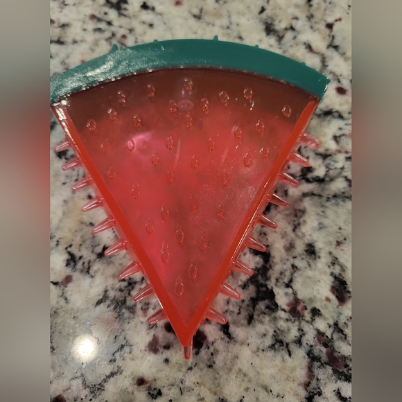 New Large Freezable Pet Teether Cooling Chew Toy Watermelon, - Picture 7 of 7